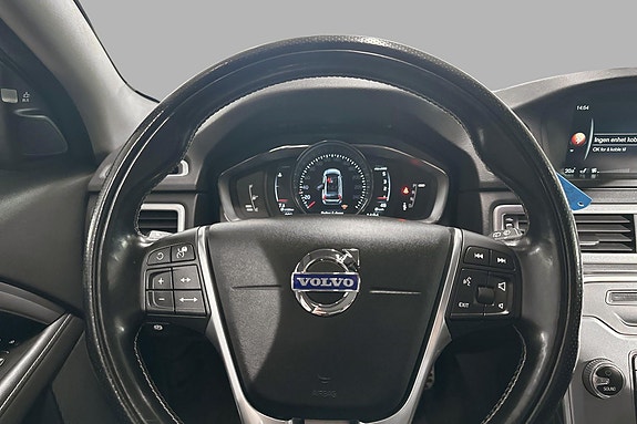 Volvo V70 11 of 18
