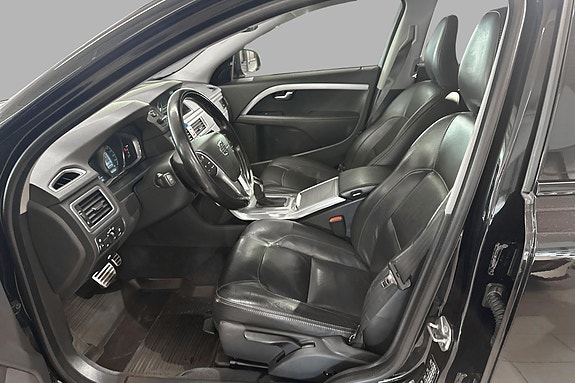 Volvo V70 10 of 18