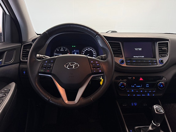 Hyundai Tucson 16 of 30