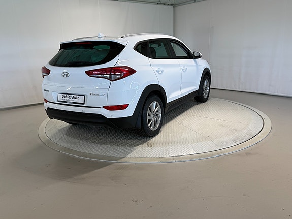 Hyundai Tucson 3 of 30