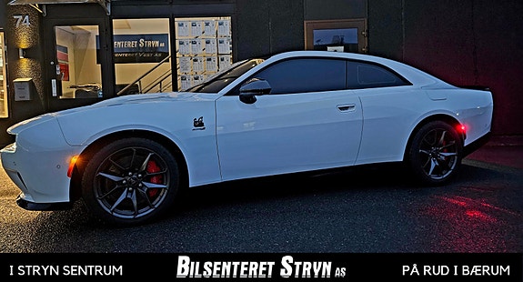 Dodge Charger 4 of 21