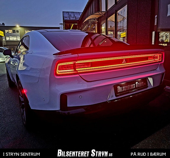 Dodge Charger 15 of 21