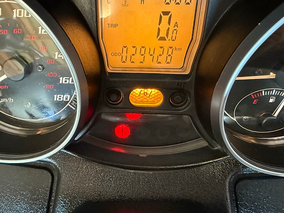 Piaggio MP3 400 LT 17 of 20