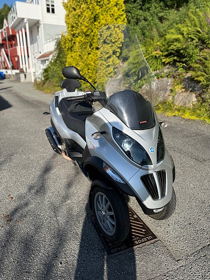 Piaggio MP3 400 LT 11 of 20