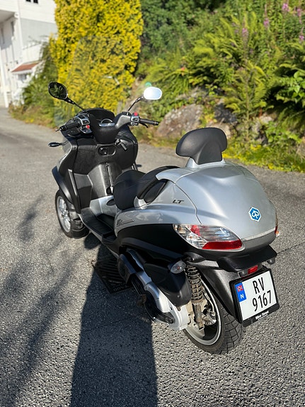 Piaggio MP3 400 LT 3 of 20