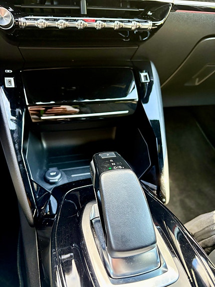 Peugeot 208 13 of 20