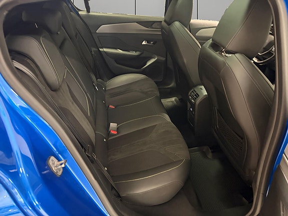 Peugeot 308 27 of 30