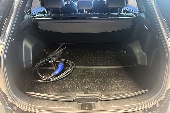 Toyota RAV4 Plug-in Hybrid 22 of 22
