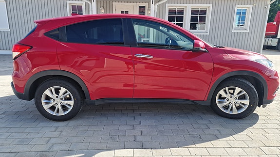 Honda HR-V 8 of 30