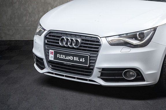 Audi A1 3 of 25