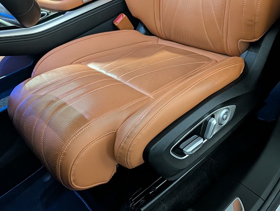 XPeng G9 11 of 29