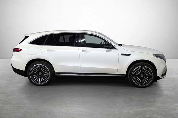 Mercedes-Benz EQC400 5 of 26