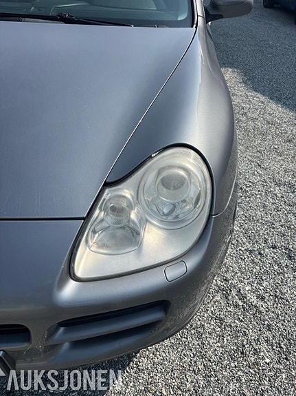 Porsche Cayenne 14 of 15