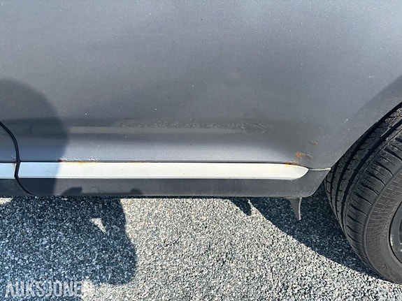 Porsche Cayenne 10 of 15