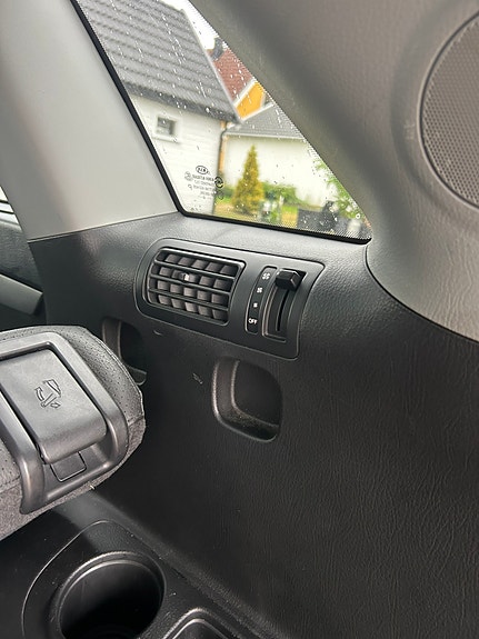 Kia Sorento 13 of 30