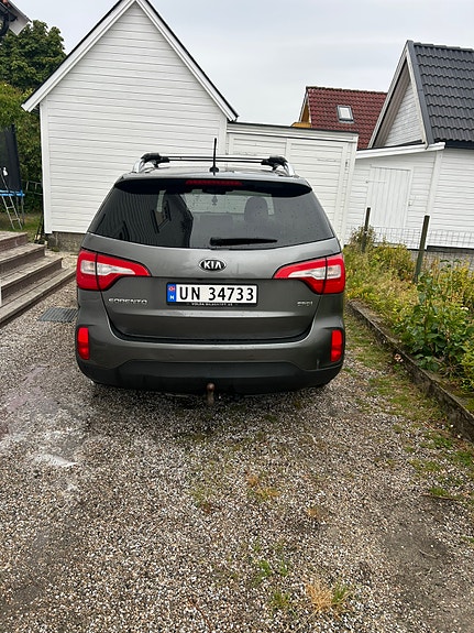 Kia Sorento 18 of 30