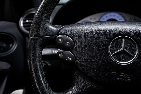 Mercedes-Benz CLK200 25 of 27