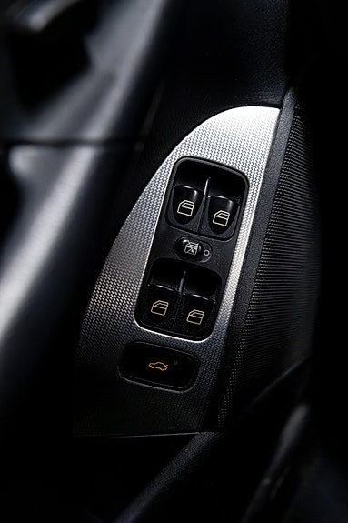 Mercedes-Benz CLK200 17 of 27