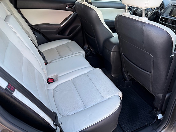 Mazda CX-5 30 of 30