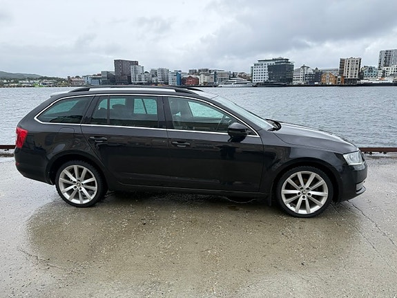 Skoda Octavia 4 of 30