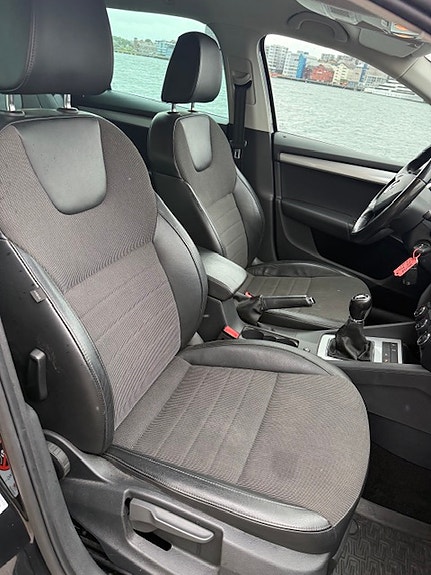Skoda Octavia 17 of 30