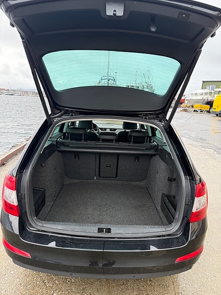 Skoda Octavia 10 of 30