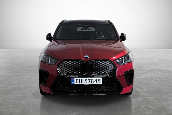 BMW iX2 3 of 28