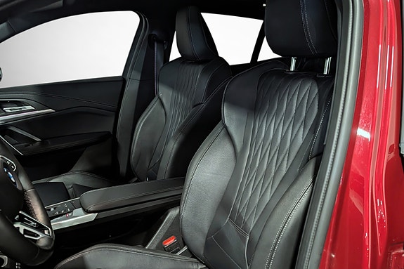 BMW iX2 22 of 28