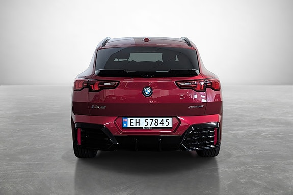 BMW iX2 7 of 28