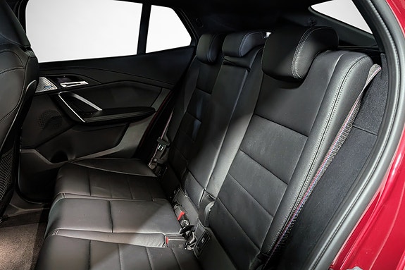BMW iX2 23 of 28