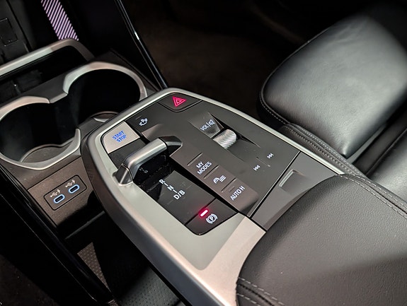 BMW iX2 19 of 28