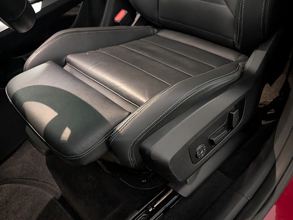 BMW iX2 20 of 28