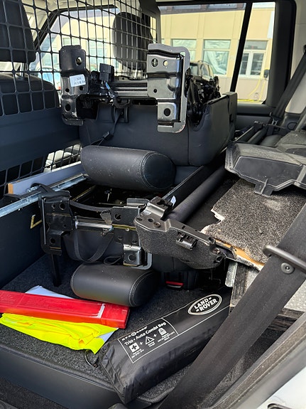 Land Rover Discovery 4 30 of 30