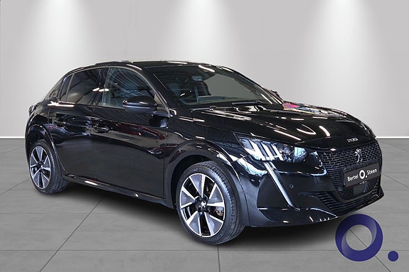 Peugeot e-208 7 of 27