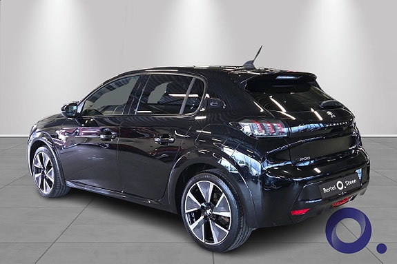 Peugeot e-208 3 of 27