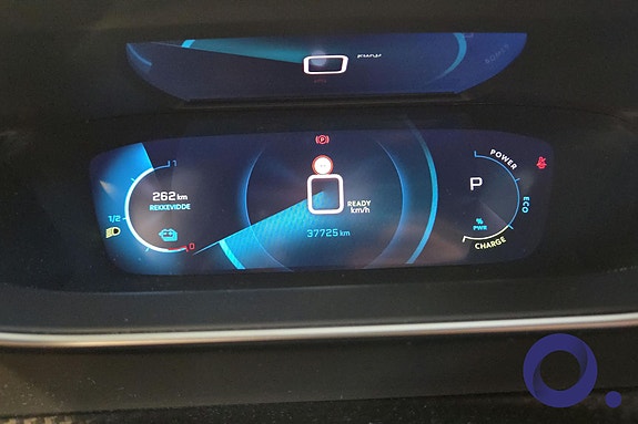 Peugeot e-208 10 of 27