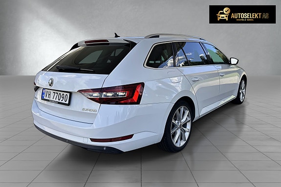Skoda Superb 5 of 16
