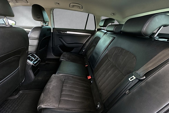 Skoda Superb 11 of 16