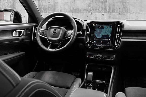 Volvo XC40 25 of 30