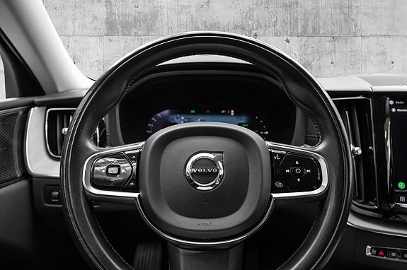 Volvo XC60 20 of 29