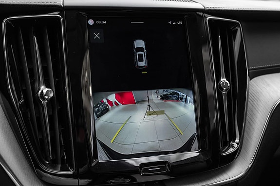 Volvo XC60 12 of 29