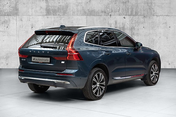 Volvo XC60 8 of 29