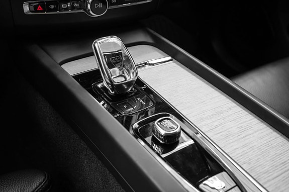 Volvo XC60 13 of 29