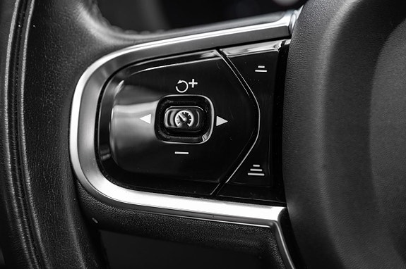 Volvo XC60 22 of 29