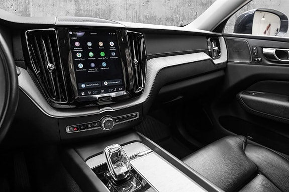 Volvo XC60 11 of 29