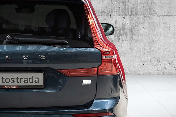 Volvo XC60 5 of 29