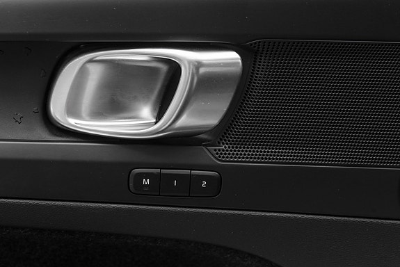 Volvo C40 12 of 30