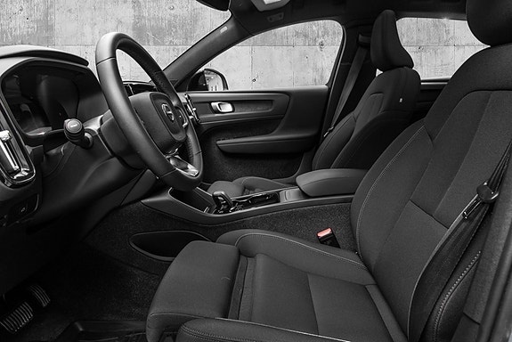 Volvo C40 10 of 30