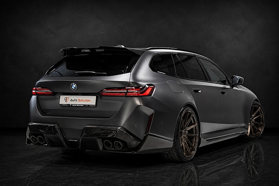 BMW M5 2 of 30