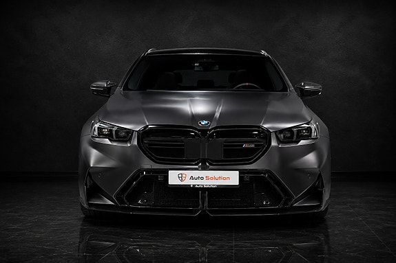 BMW M5 4 of 30
